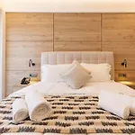 Acandia Hotel 4*