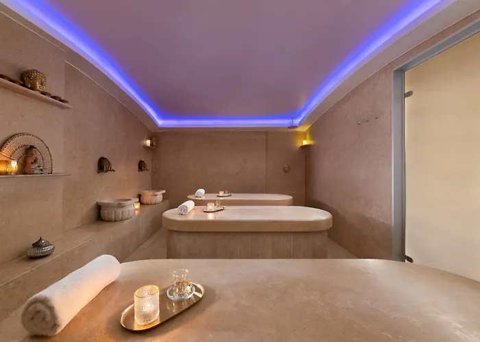Acandia Hotel