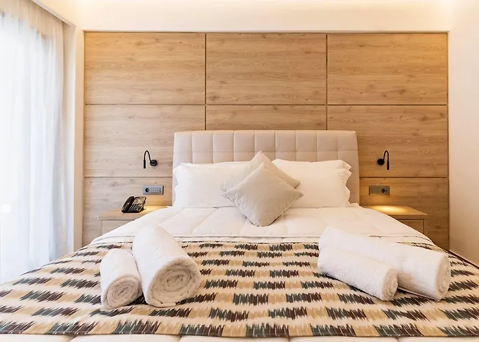 Acandia Hotel 4*