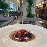 Acandia Hotel 4*
